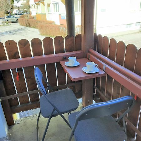 Fewo Beim Schloss Orth Mit Eigenem Parkplatz Gmunden Exterior photo